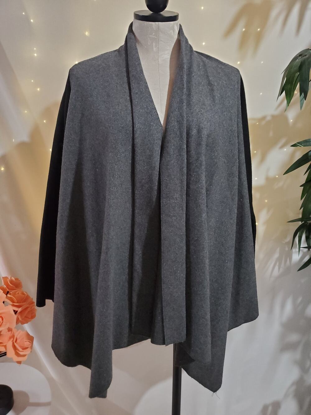 Staring at Stars UO Vintage Open Wool Cardigan Jacket Womens Size S Gray Pockets